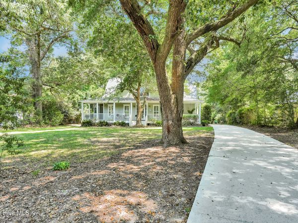 220 Shearwater Drive, Hampstead, NC 28443