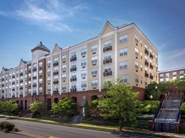 1100 AVALON Square , Unit N2321, Glen Cove, NY 11542