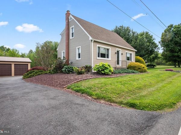 50 CLAY VALLEY ROAD , FLEETWOOD, PA 19522
