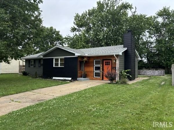 2201 W Buena Vista Road, Evansville, IN 47720