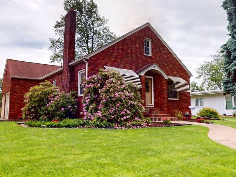 703 S Myrtle Avenue, Willard, OH 44890 Photo 1