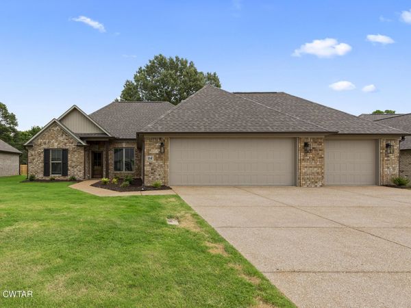 24 Emerald Downs , Three Way, TN 38343