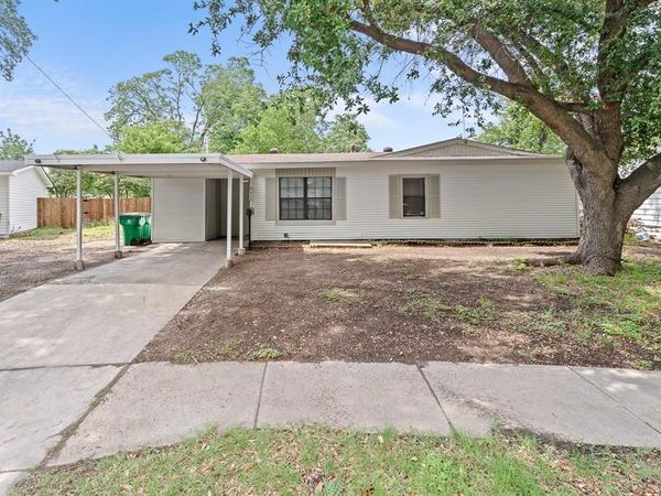 5860 Tracyne Drive, Westworth Village, TX 76114