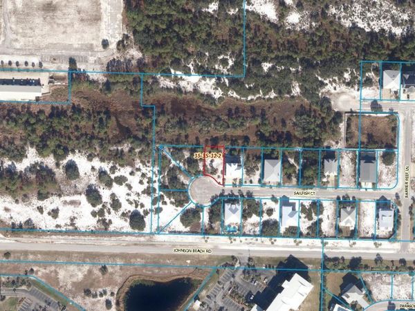 868 Sailfish Ct, Pensacola, FL 32507