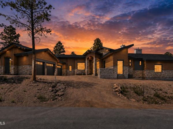 3563 S CLUBHOUSE Circle, Unit 122, Flagstaff, AZ 86005