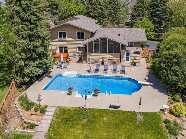 2885 Zanzibar Lane N, Plymouth, MN 55447