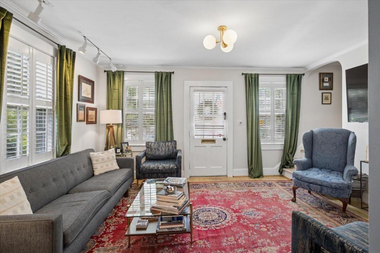 301 Broad Street Photo 17