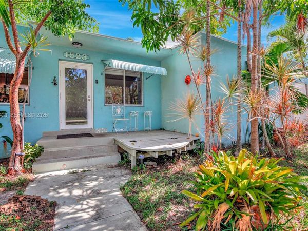 1523 Dewey St , Hollywood, FL 33020