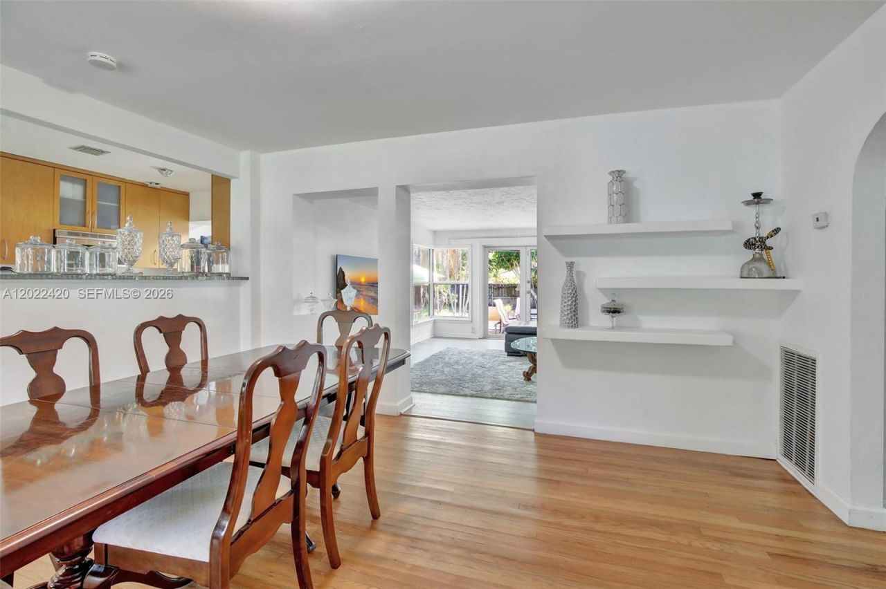 1523 Dewey St , Hollywood, FL 33020 Photo