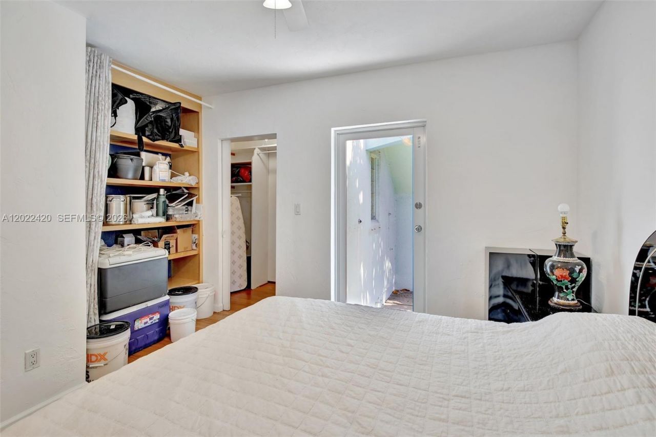 1523 Dewey St , Hollywood, FL 33020 Photo