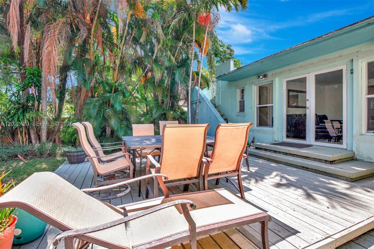1523 Dewey St , Hollywood, FL 33020 Photo