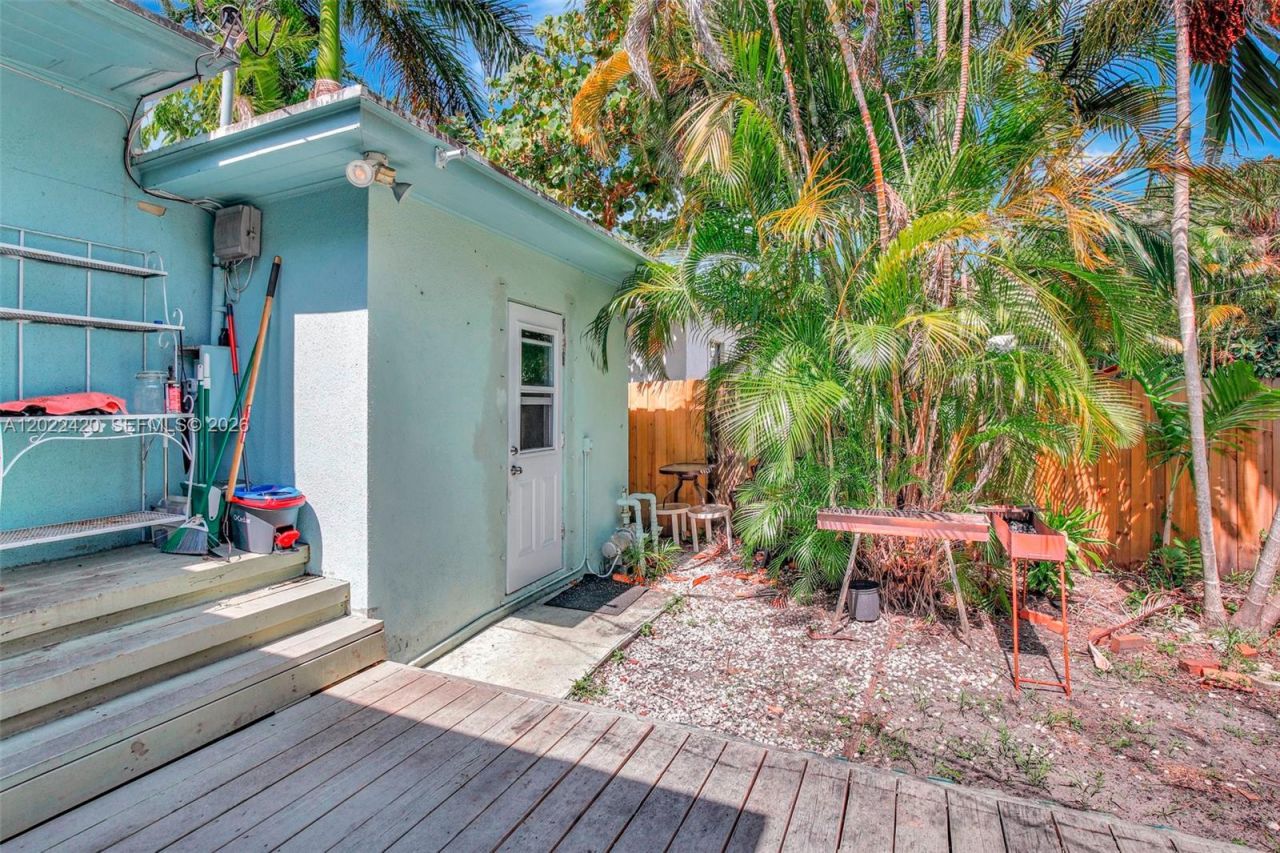 1523 Dewey St , Hollywood, FL 33020 Photo