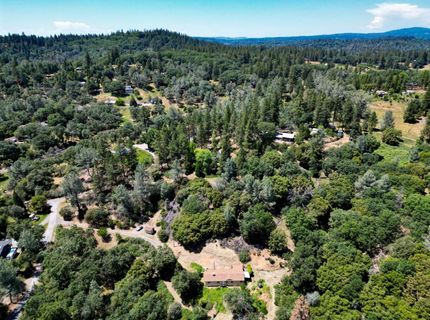 19953 Bear Ridge, Grass Valley, CA 95949 Photo