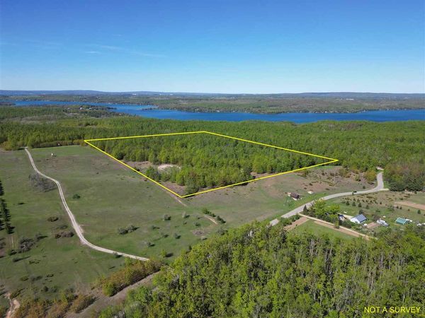 2449 Erickson Road, Boyne City, MI 49712