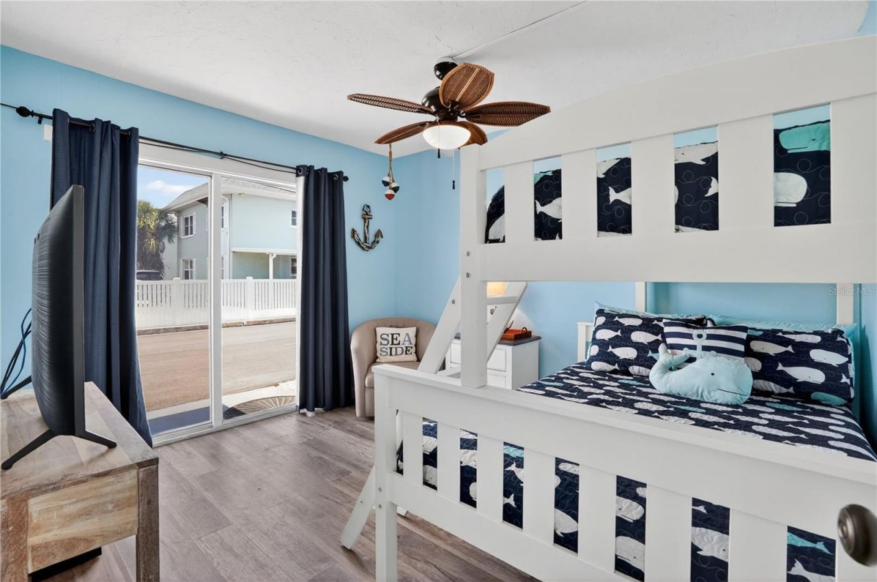 117 7th Street N, Unit 2, Bradenton Beach, FL 34217 Photo