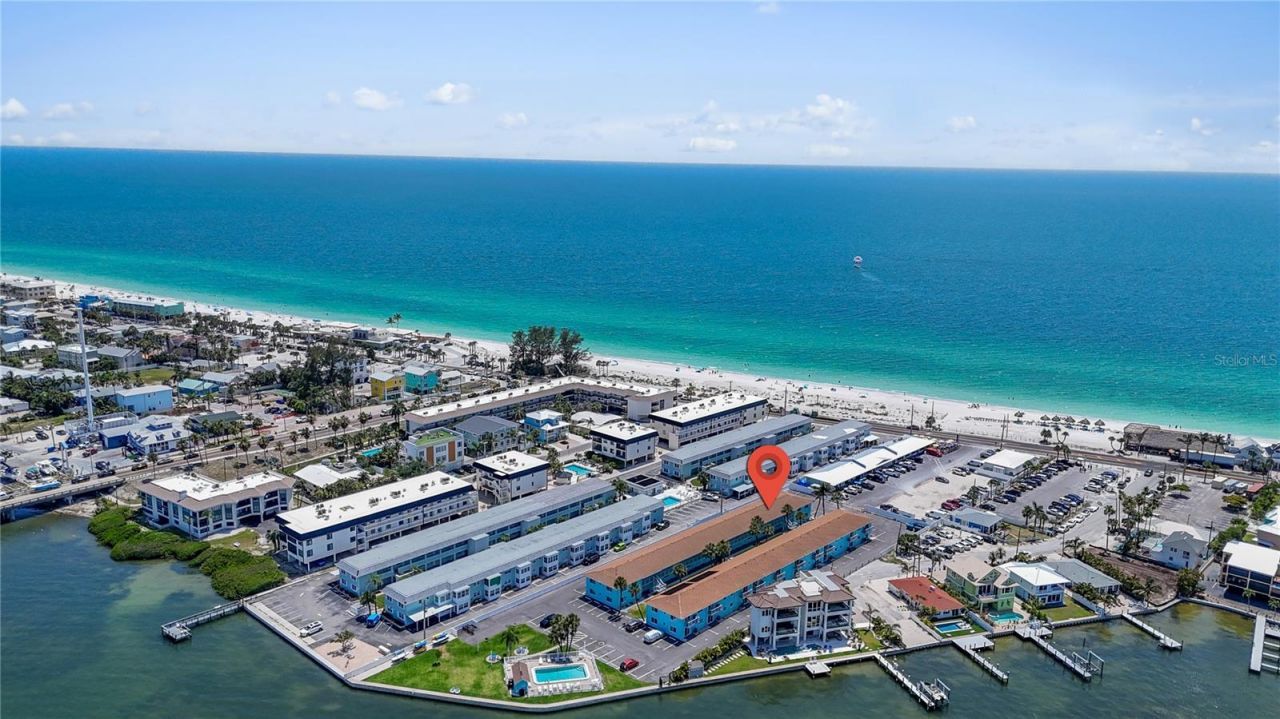 117 7th Street N, Unit 2, Bradenton Beach, FL 34217 Photo