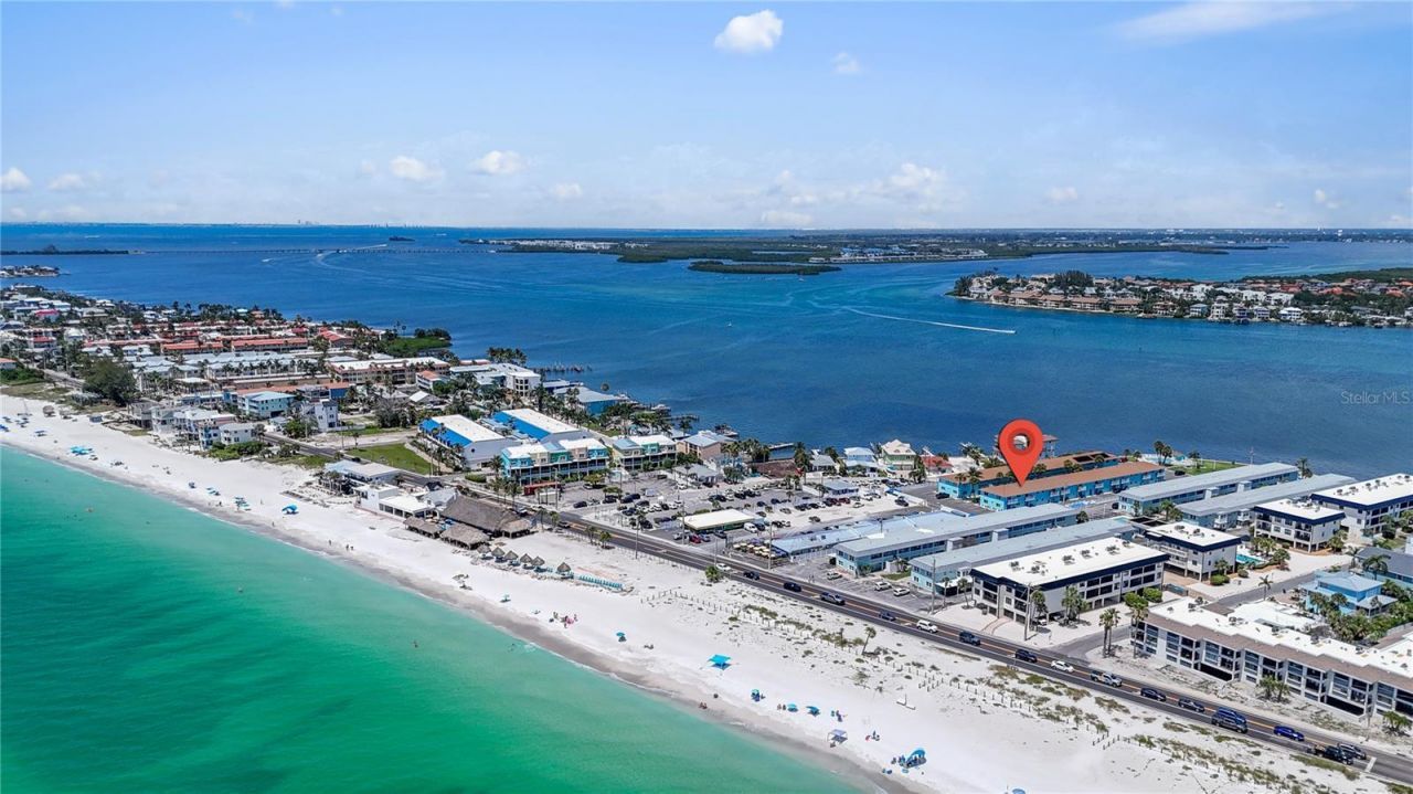 117 7th Street N, Unit 2, Bradenton Beach, FL 34217 Photo