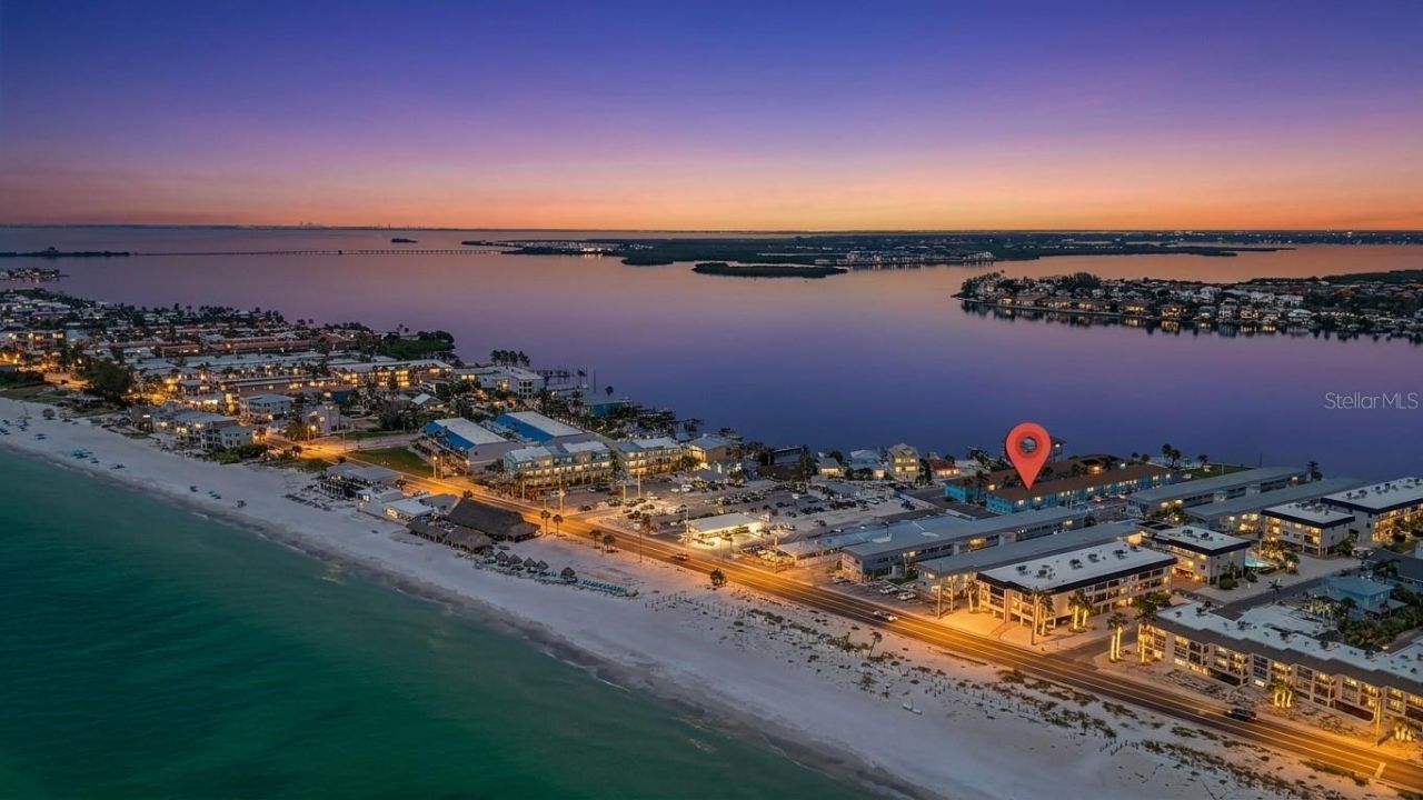 117 7th Street N, Unit 2, Bradenton Beach, FL 34217 Photo