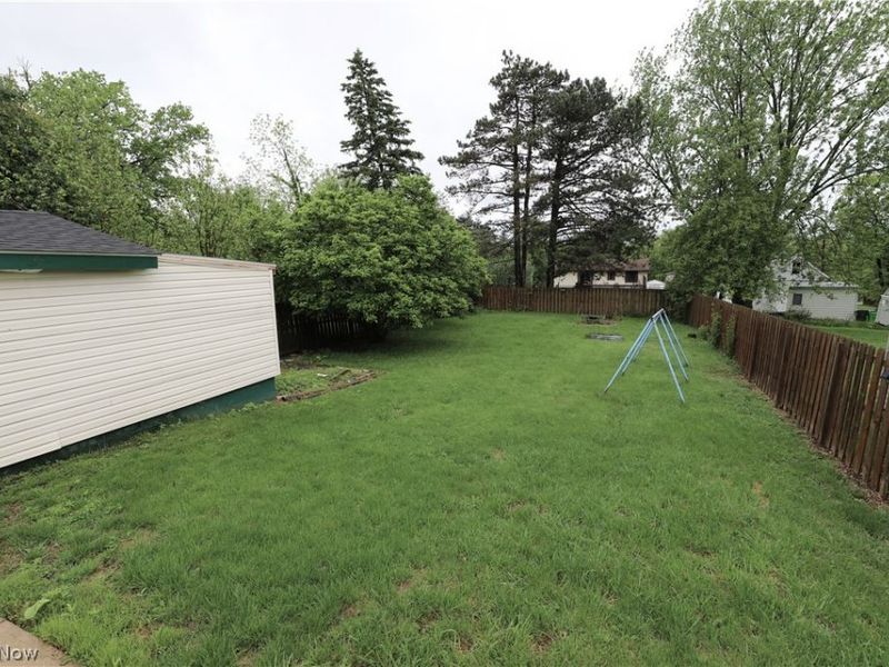 12908 Shadyway Road, Garfield Heights, OH 44125 Photo 22