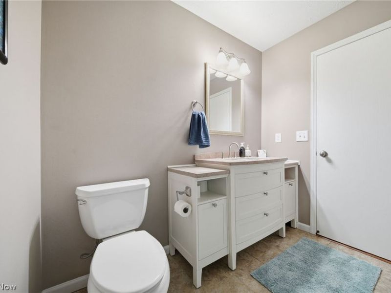 7147 N Jester Place, Concord Township, OH 44077 Photo 17