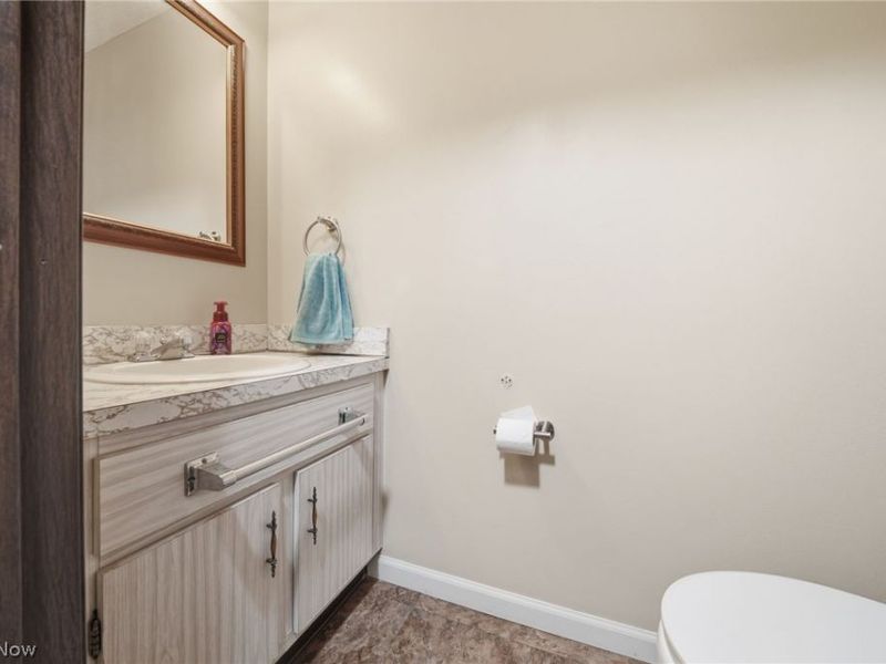 7147 N Jester Place, Concord Township, OH 44077 Photo 30