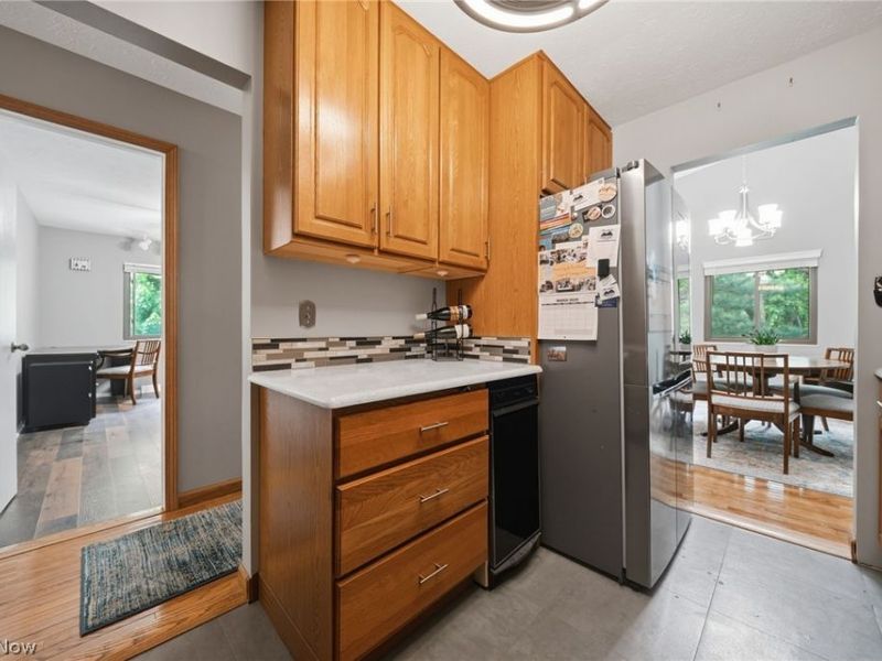 7147 N Jester Place, Concord Township, OH 44077 Photo 9