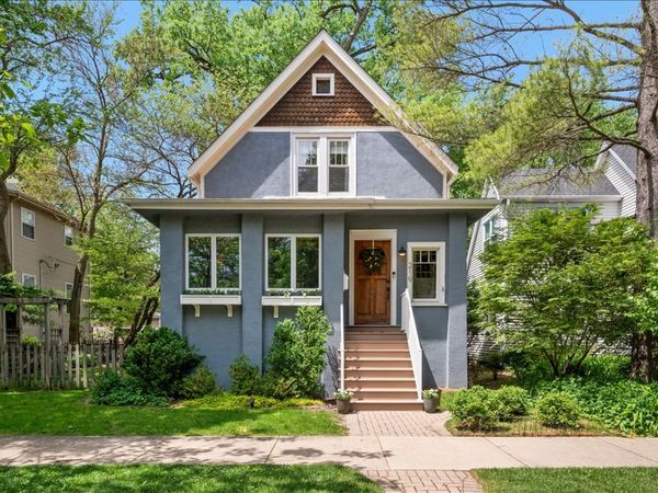 219 Catalpa Place , Wilmette, IL 60091