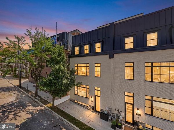 206 KALOS STREET , PHILADELPHIA, PA 19128