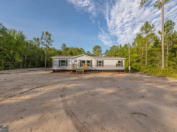 423 Emanuel Church Road, Brunswick, GA 31523