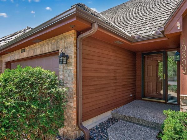 10803 57th Avenue N, Plymouth, MN 55442