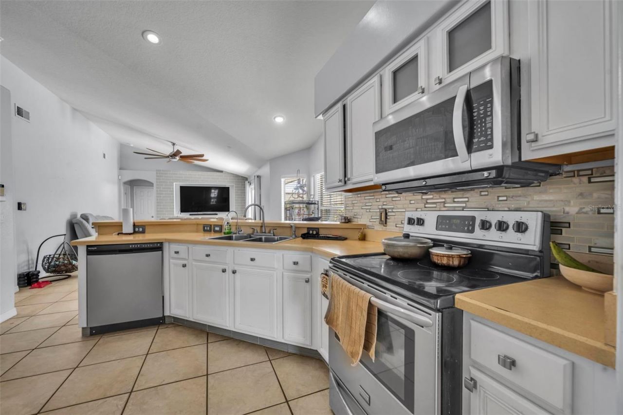 15115 Greater Groves Boulevard , Clermont, FL 34714 Photo