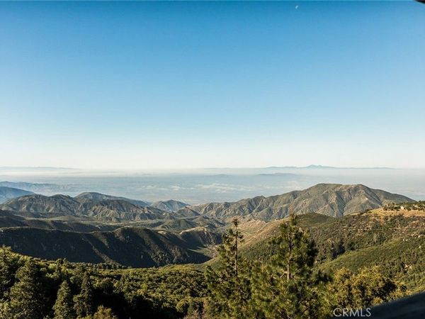 31537 Old City Creek, Running Springs, CA 92382