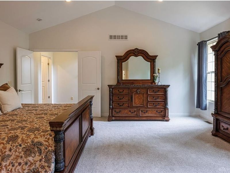 423 Falcon Hill Way, Chester Township, OH 45177 Photo 23
