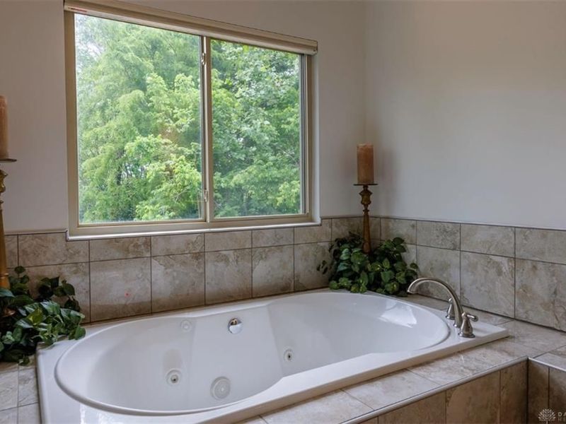 423 Falcon Hill Way, Chester Township, OH 45177 Photo 26