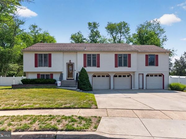 35 PHEASANT DRIVE, SICKLERVILLE, NJ 08081