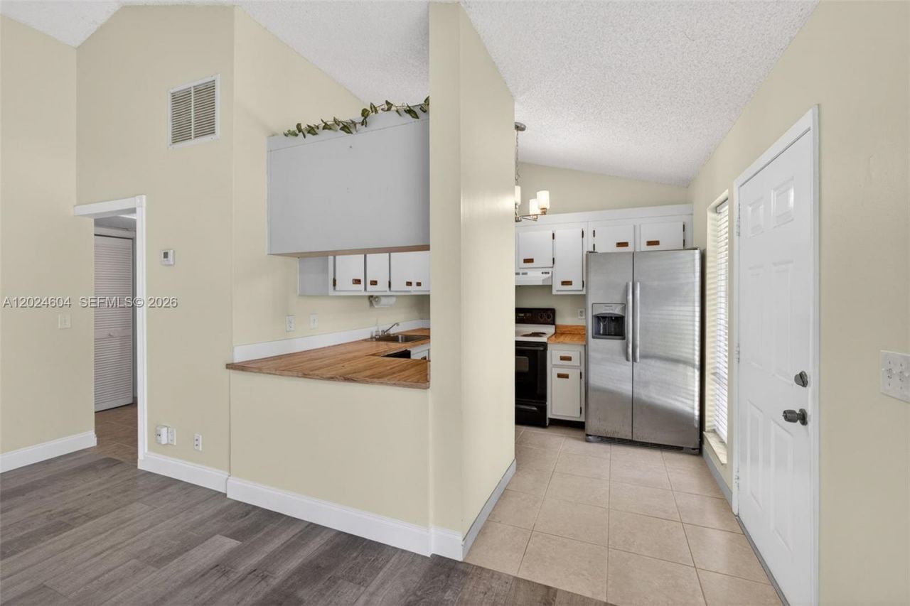1954 Windsor Dr , Unit 1954, North Palm Beach, FL 33408 Photo