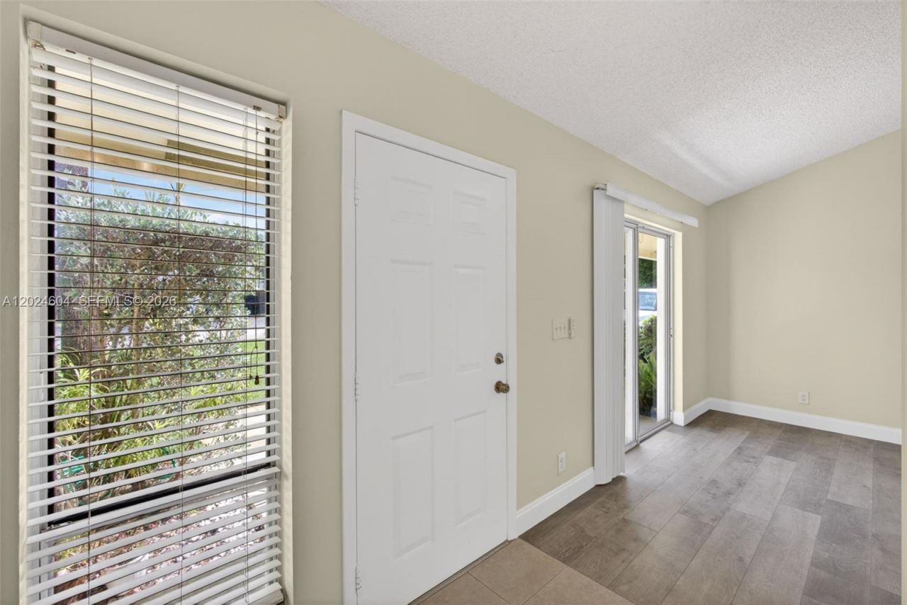 1954 Windsor Dr , Unit 1954, North Palm Beach, FL 33408 Photo