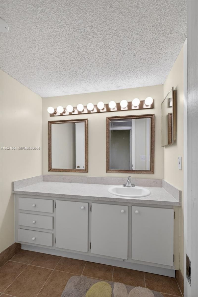 1954 Windsor Dr , Unit 1954, North Palm Beach, FL 33408 Photo