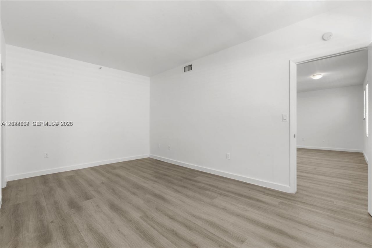 1502 Jefferson Ave, Unit 202, Miami Beach, FL 33139 Photo