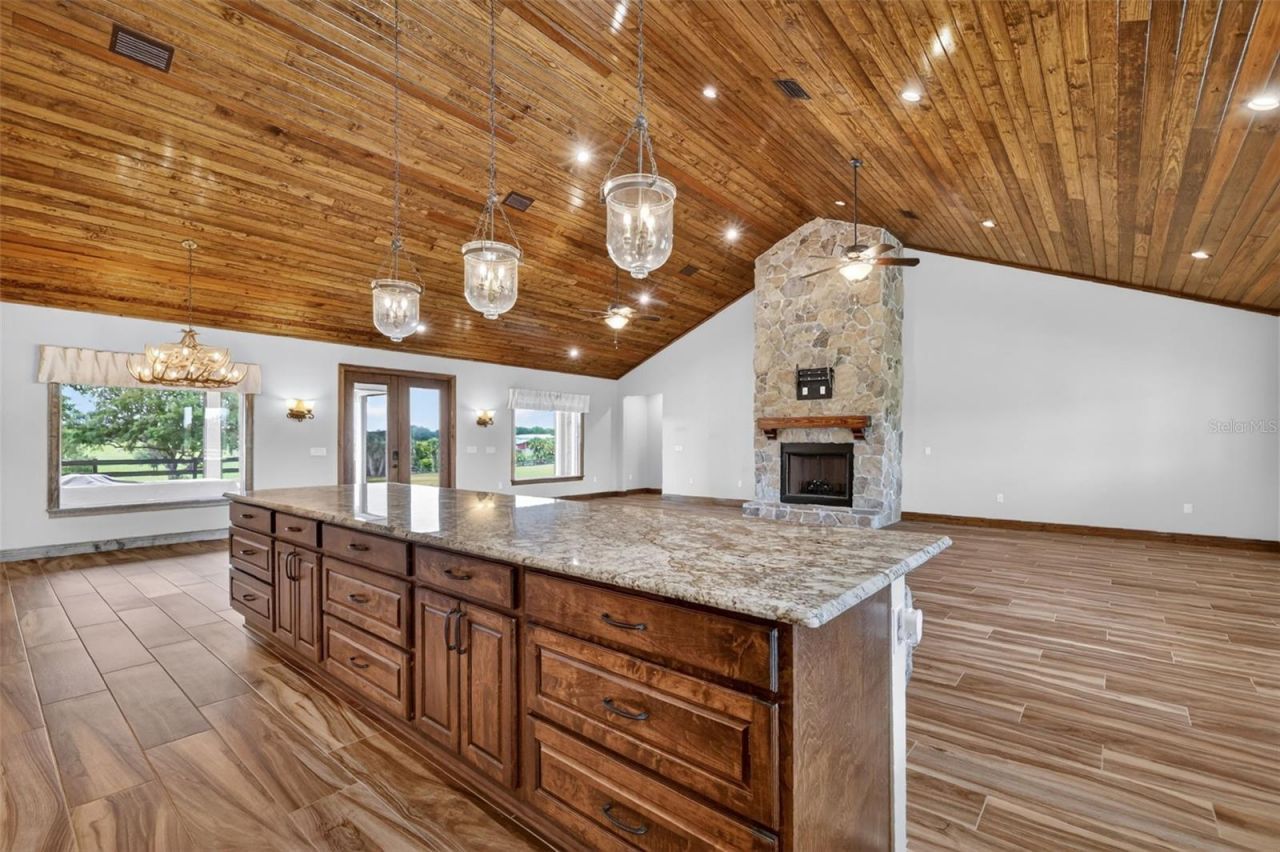 5496 Nantahala Lane, Lady Lake, FL 32159 Photo