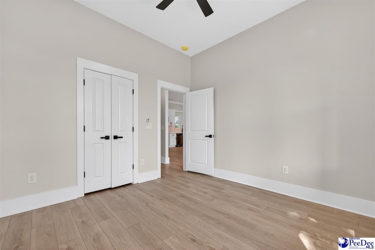 1002 Tunbridge Place Photo 23