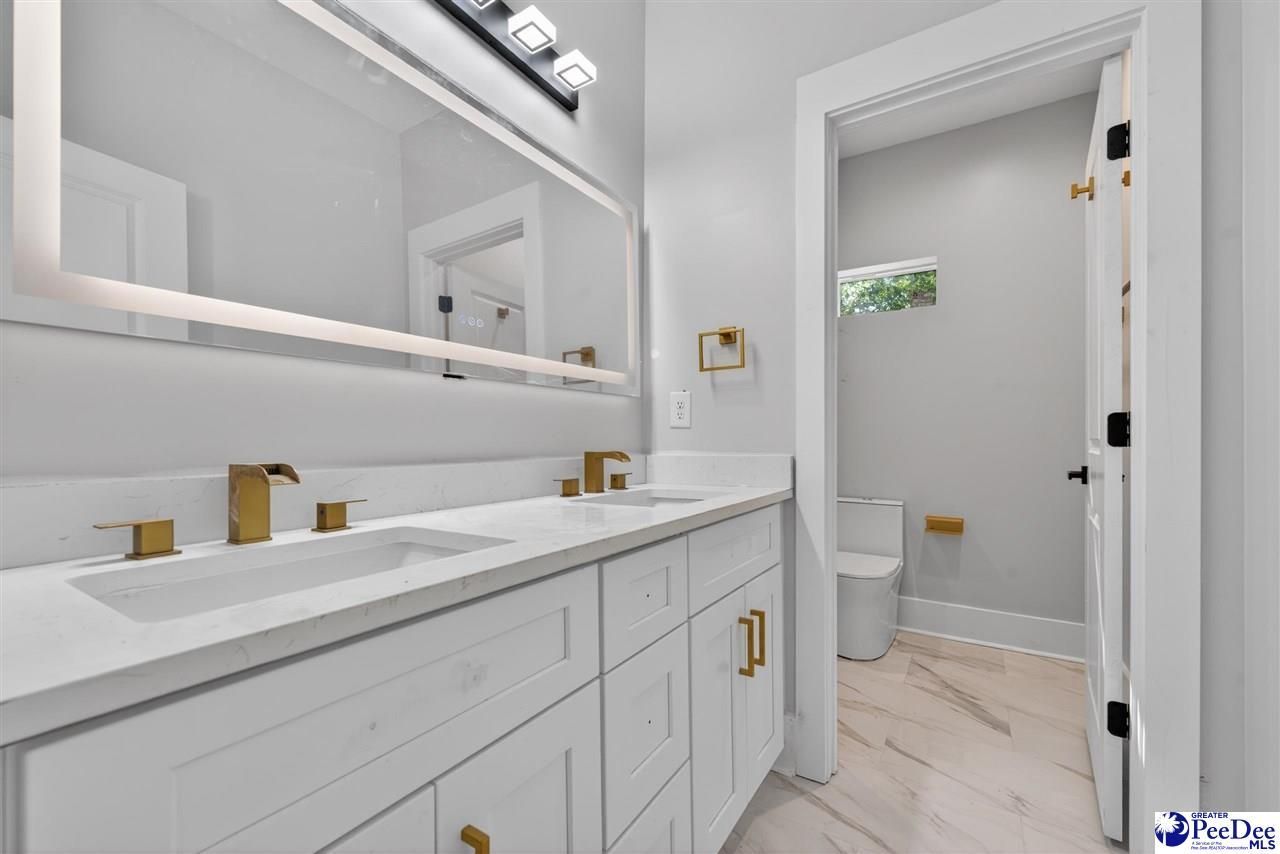 1002 Tunbridge Place Photo 25