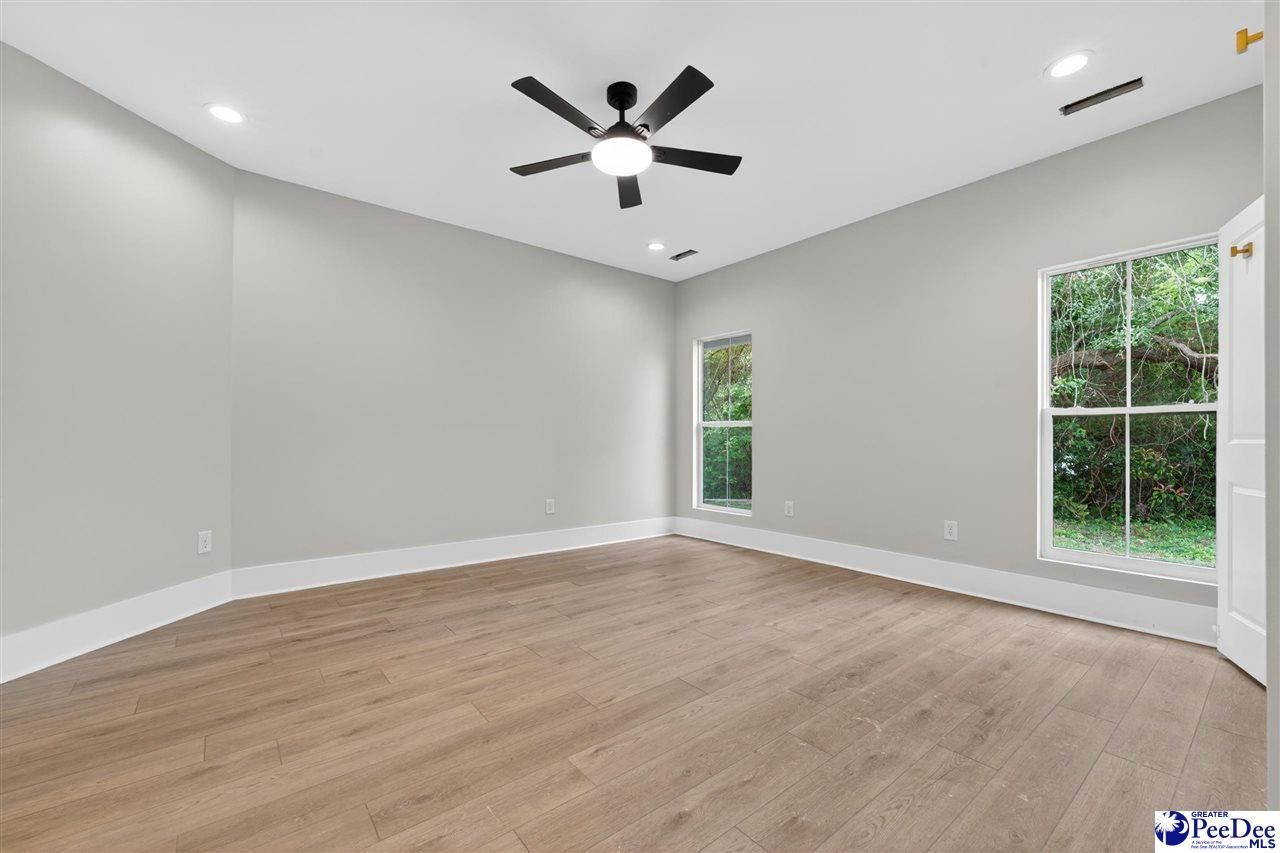 1002 Tunbridge Place Photo 39