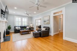 304 S Saluda Avenue photo 4