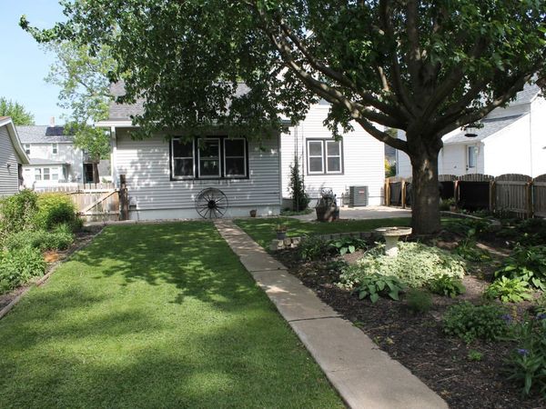 308 S 4th Street , Kirkland, IL 60146