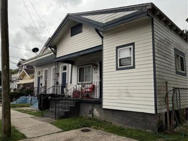 2232 2ND Street , New Orleans, LA 70113