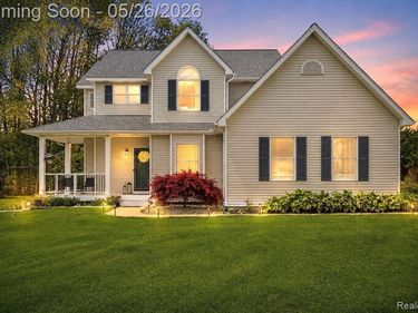 2389 Golfview Circle, Fenton Twp, MI 48430