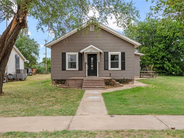 614 N 3rd Street, Okeene, OK 73763