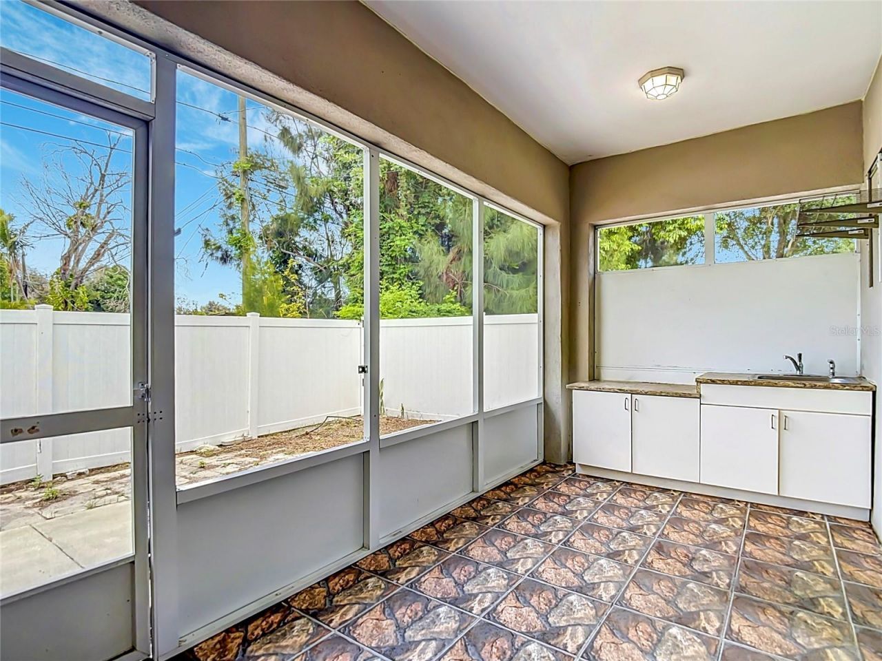 5065 67th Way N, Saint Petersburg, FL 33709 Photo
