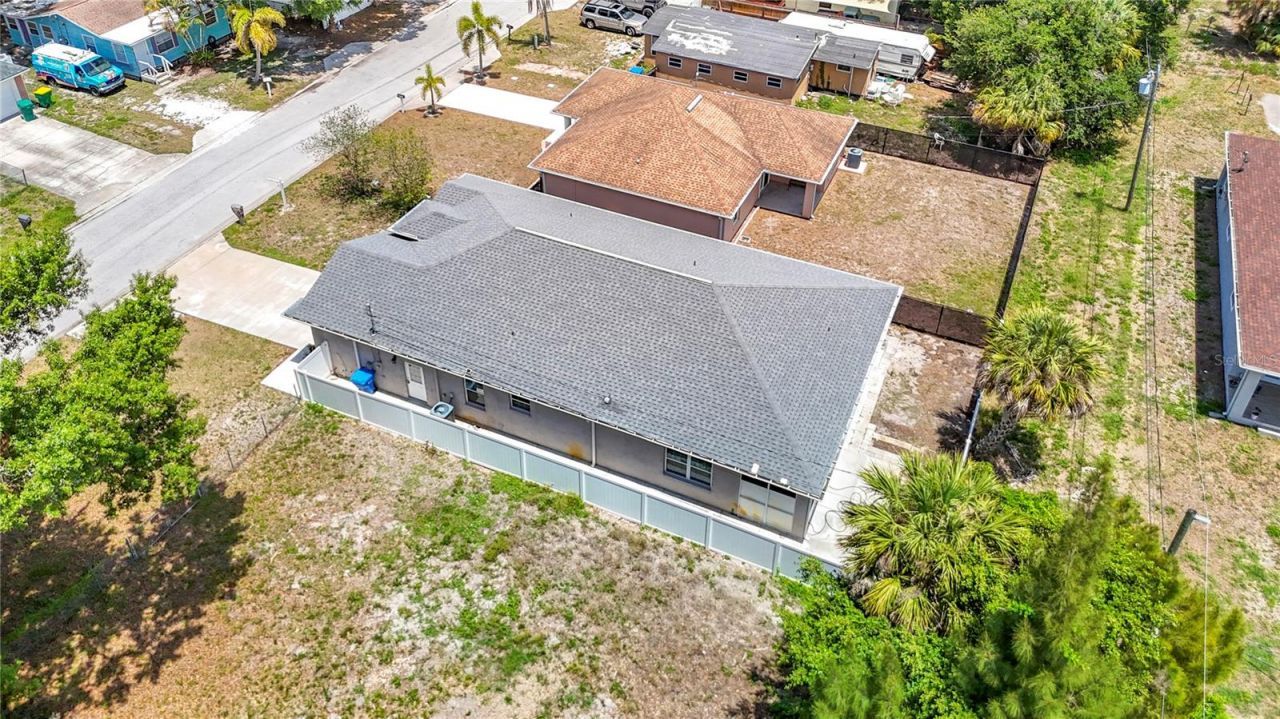 5065 67th Way N, Saint Petersburg, FL 33709 Photo
